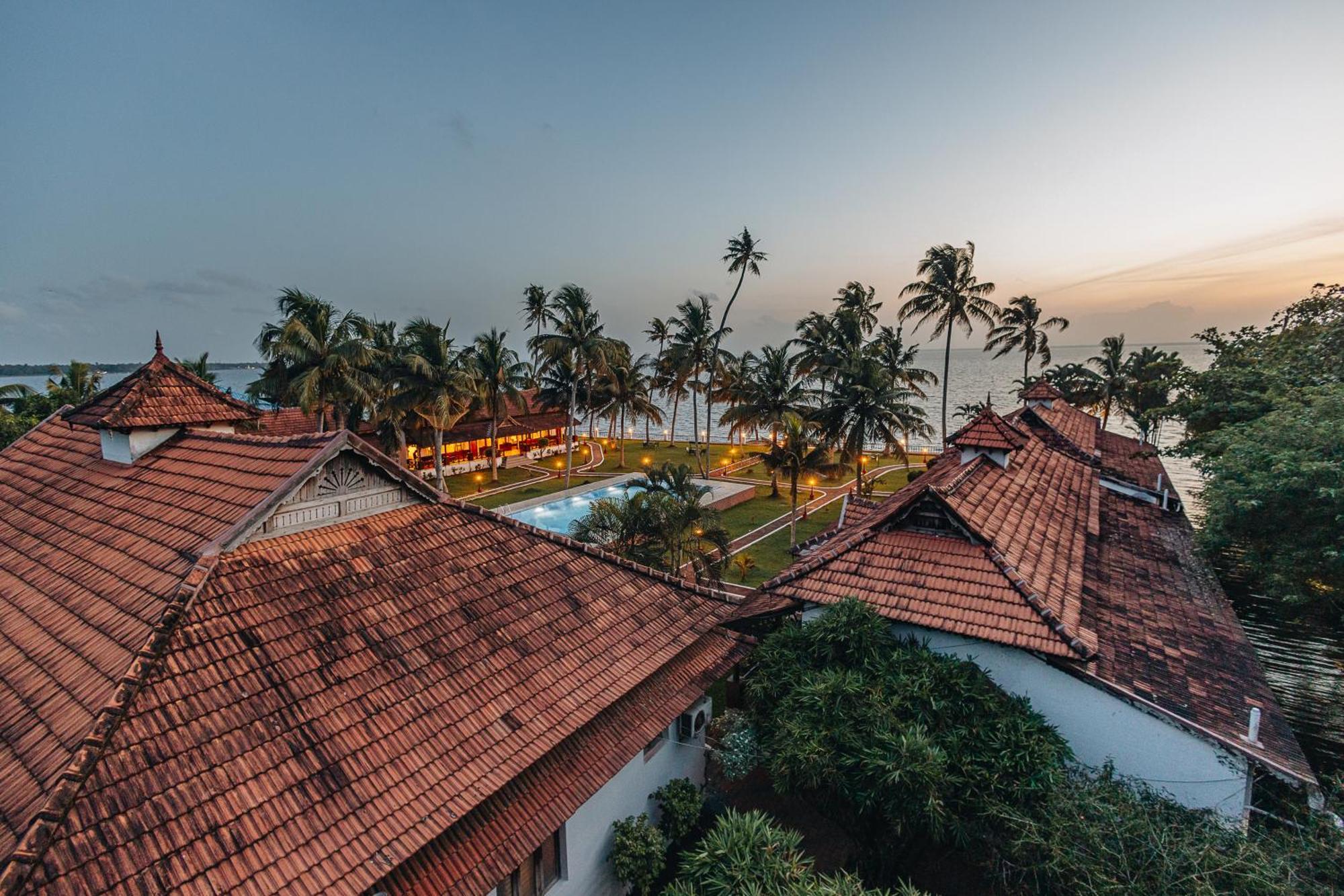 Cocobay Resort Кумараком Екстер'єр фото